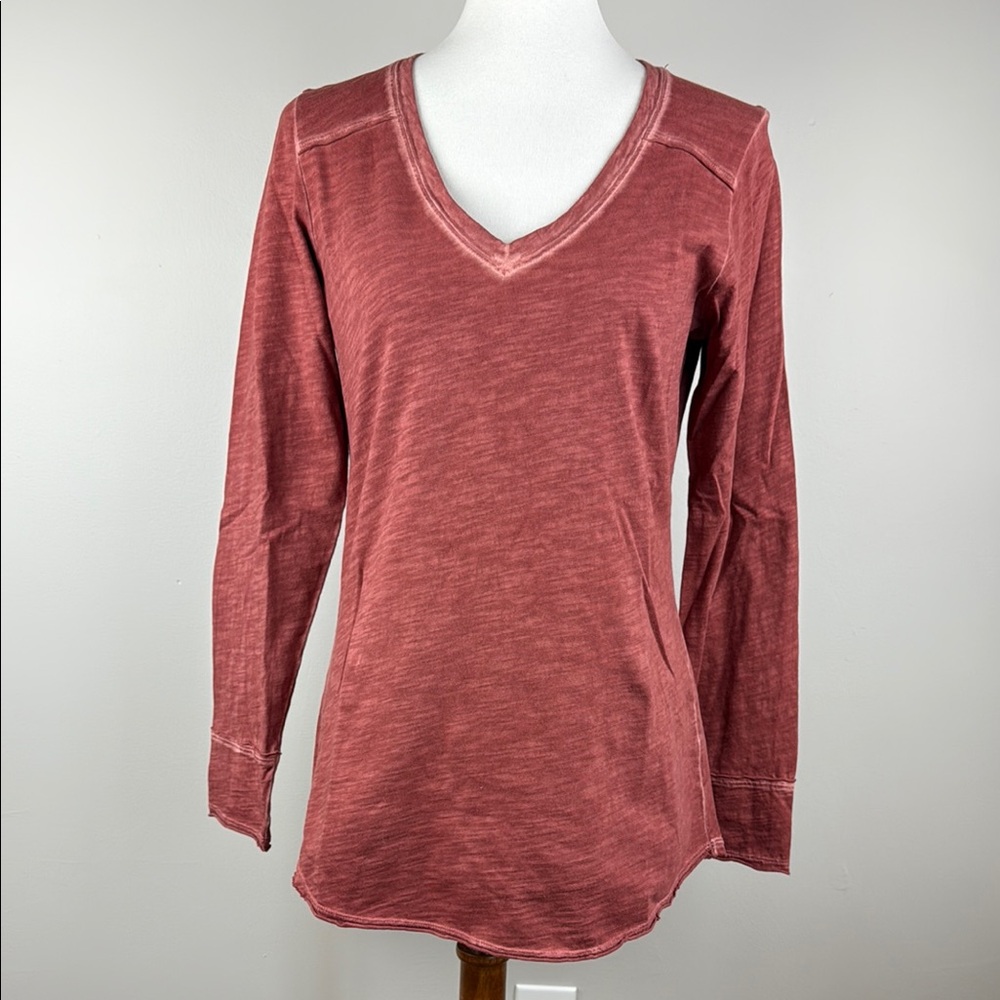 Peruvian Connection Women's V-Neck Long Sleeve Top - Rust